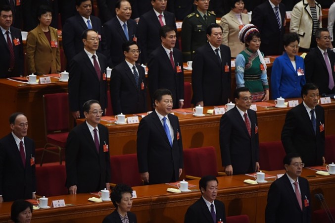 会議を総括する6千字あまりのコミュニケでは、「習近平同志を核心とする党中央」と2回も明記され、党内において習氏が絶対的かつ最高な権力を有するのが確実となった