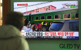 北朝鮮の「要人」を載せているとみられる専用列車が中国瀋陽、丹東、中朝国境の鴨緑江を経て、北朝鮮に戻った。（Yung Yeon-je / AFP）