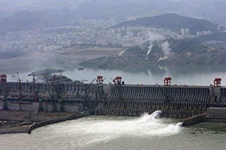 中国・三峡ダム：決壊への懸念が高まる、24の省で大規模な洪水…水利部次官「洪水が、今年のブラックスワン(予想外の出来事)に」