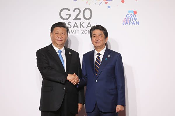6月末に大阪で開催された20カ国・地域首脳会議で、中国の習近平国家主席と安倍首相は日中関係について「正常な軌道に戻った」と確認した（LUDOVIC MARIN/AFP/Getty Images）