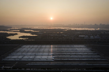 中国武漢市は1月23日から、武漢発高速鉄道などの運行を停止している。写真は2月9日撮影（Getty Images）