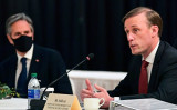 2021年3月18日、米中会談に臨んだブリンケン米国務長官（左）とサリバン大統領補佐官（右）（FREDERIC J. BROWN/POOL/AFP via Getty Images）