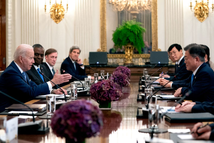 5月21日、ホワイトハウスで米韓首脳会談が開かれた(Photo by Stefani Reynolds-Pool/Getty Images)