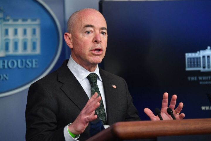 マヨルカス米国土安全保障省長官 （Nicholas Kamm/AFP via Getty Images）