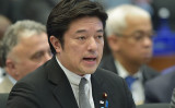 日台議員らは18日午前、安全保障に関する対話をオンライン形式で開催した。中山泰秀元防衛副大臣は、米国「台湾関係法」に準じる法律を日本も制定するべきだと主張した。写真は2015年撮影（Photo credit should read MANDEL NGAN/AFP via Getty Images）