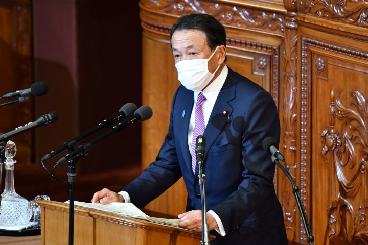 麻生太郎副総理兼財務相。(KAZUHIRO NOGI/AFP via Getty Images)