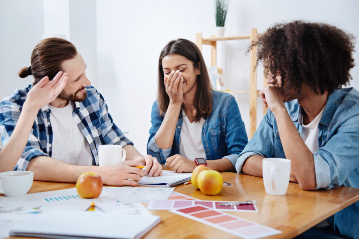 イメージ写真(yacobchuk / PIXTA)