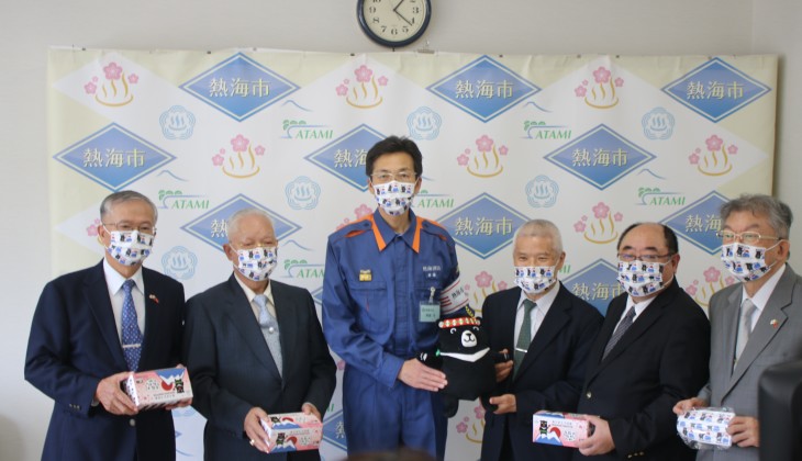 台湾人団体は土石流の被害を受けた熱海市に4万枚のマスクを寄贈した（静岡県熱海市役所提供）