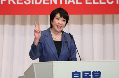 自民党総裁選の所見発表演説会でスピーチを行う高市早苗前総務相 (Photo by YOSHIKAZU TSUNO/POOL/AFP via Getty Images)