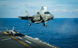 2020年4月16日、USSアメリカ（LHA 6）の水陸両用攻撃艦隊は、F-35B戦闘機の演習のために東シナ海から南シナ海に急速に配備された（米国インド太平洋軍）