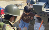 4日から、陸上自衛隊は和歌山市の中小学校などで給水支援活動を行っている。（防衛省・自衛隊（災害対策）＠ModJapan_saigaiより）