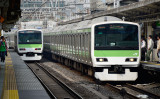 JR東日本・山手線の車両（Photo credit should read TORU YAMANAKA/AFP via Getty Images）