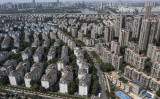 2021年9月26日に撮影された、中国湖北省武漢市の恒大長青コミュニティの航空写真（Getty Images）