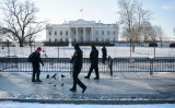 雪の中のホワイトハウス （AFP / Brendan Smialowski （Photo credit should read BRENDAN SMIALOWSKI/AFP via Getty Images）