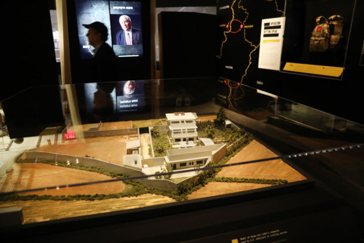 9.11事件の記念博物館で展示されているビン・ラディンの隠れ家 （Photo by Spencer Platt/Getty Images）