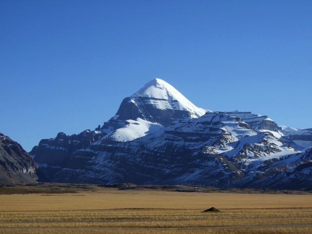 西チベット カイラス山（animangel / PIXTA）