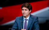 2021年7月15日ケベック州モントリオールで記者会見を行うトルドー首相（Photo by ANDREJ IVANOV/AFP via Getty Images）