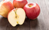 りんごに含まれるポリフェノールとペクチンは、いずれも悪玉コレステロールを減らし、心臓血管を保護する働きがあります。 （Shutterstock）
