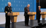 （左から）ノルウェー情報局（NIS）、警察保安局（PST）、国家安全保障局（NSM）の各長官が列席した評価報告書の発表現場（ノルウェー政府ホームページ）