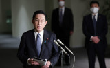 岸田文雄首相は核共有の考えについて、非核三原則の原則から否定的な見方を示した。2月15日撮影（Photo by -/JIJI PRESS/AFP via Getty Images）