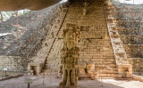 コパン遺跡群の内容は古城や神殿、ピラミッド、天文観測に使われていたとされている施設など、どれも見る人を驚嘆させるものばかりで、中でも、神聖文字が刻み込まれたピラミッド型の神殿が人々の目を引き付けている（Shutterstock）