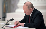 ロシアのプーチン大統領は2月24日、ウクライナ東部での軍事作戦を決定した （Photo by ALEXEY NIKOLSKY/Sputnik/AFP via Getty Images）