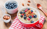 「朝食抜き」の人は、糖尿病リスクが40％高くなると言われています。（Shutterstock）