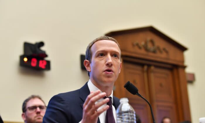 下院金融サービス委員会で発言するメタ・プラットフォームズ（旧フェイスブック）のマーク・ザッカーバーグ最高経営責任者（CEO）。2019年10月23日撮影　（Nicholas Kamm/AFP via Getty Images）